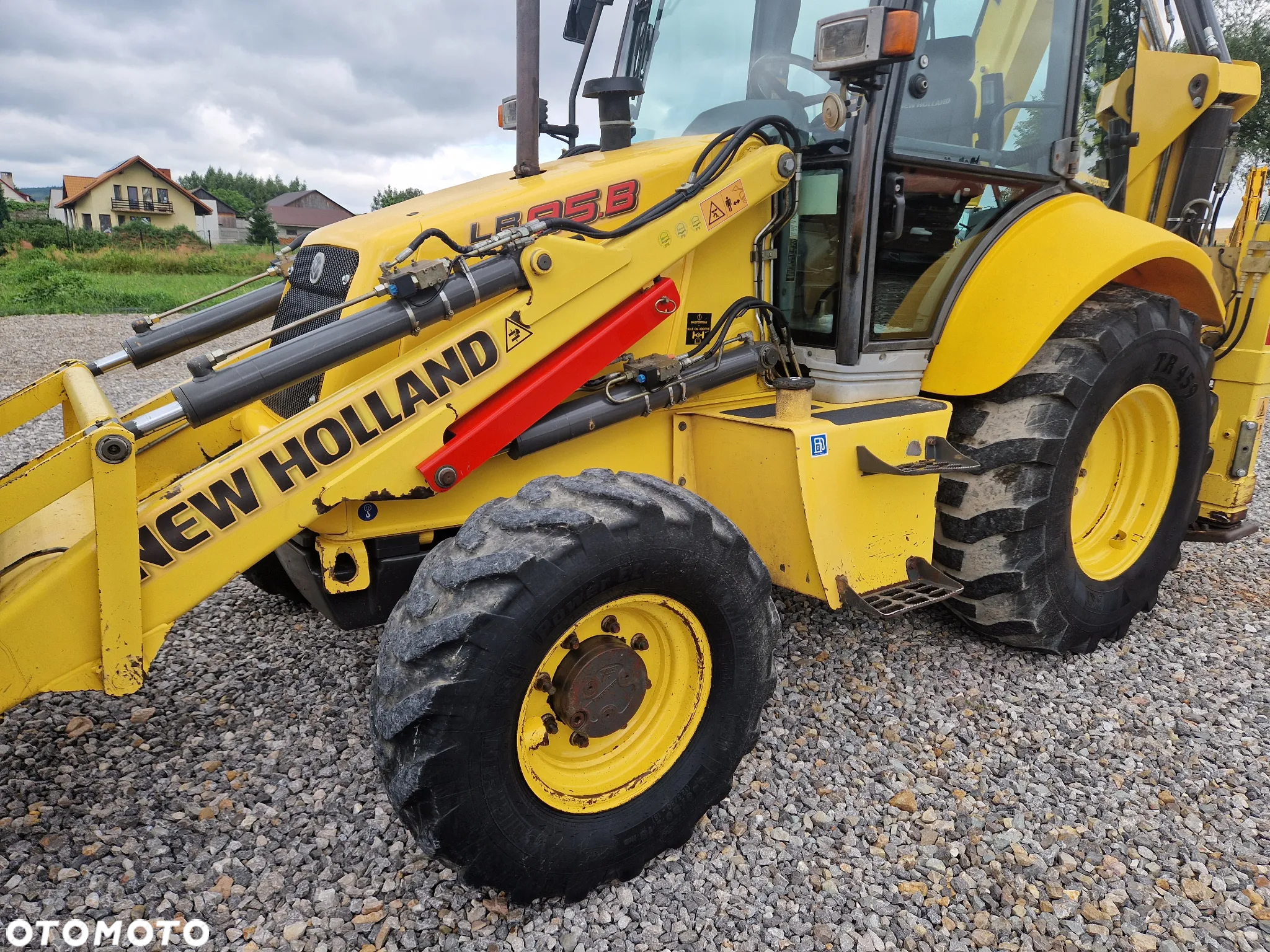 New Holland LB95B-4PT - 6