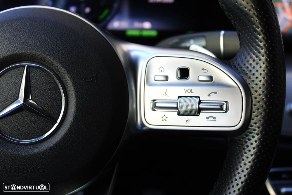 Mercedes-Benz E 300 de 4Matic 9G-TRONIC AMG Line - 36