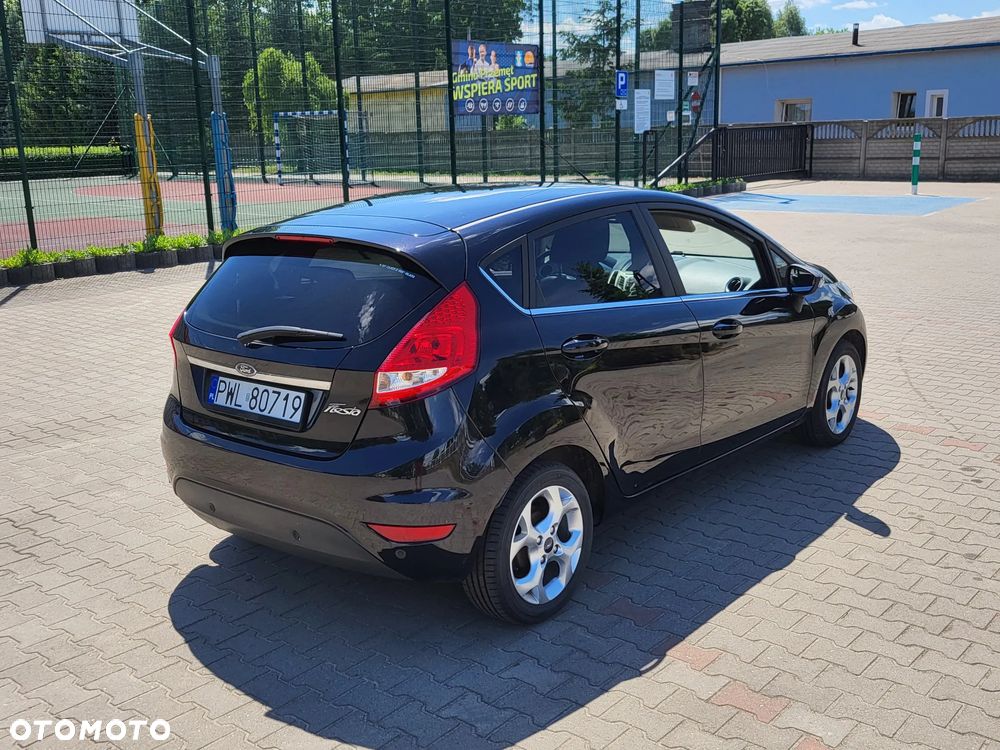 Ford Fiesta - 4