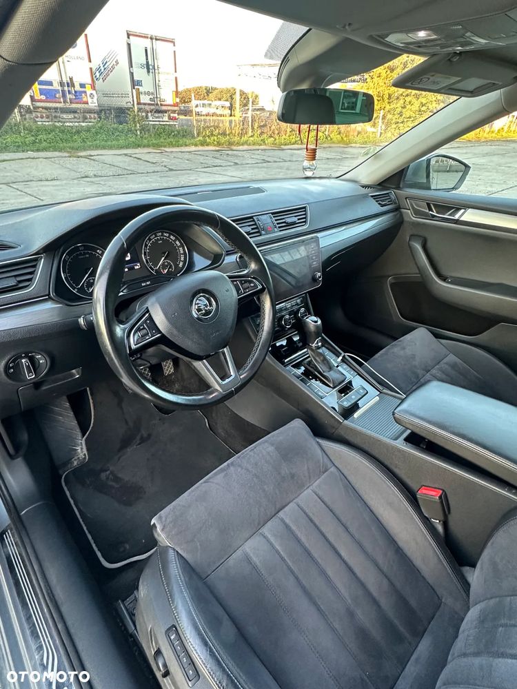 Skoda Superb 2.0 TDI Style DSG7 - 8