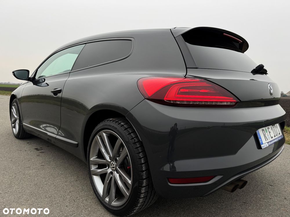 Volkswagen Scirocco 1.4 TSI BlueMotion Technology Club - 14