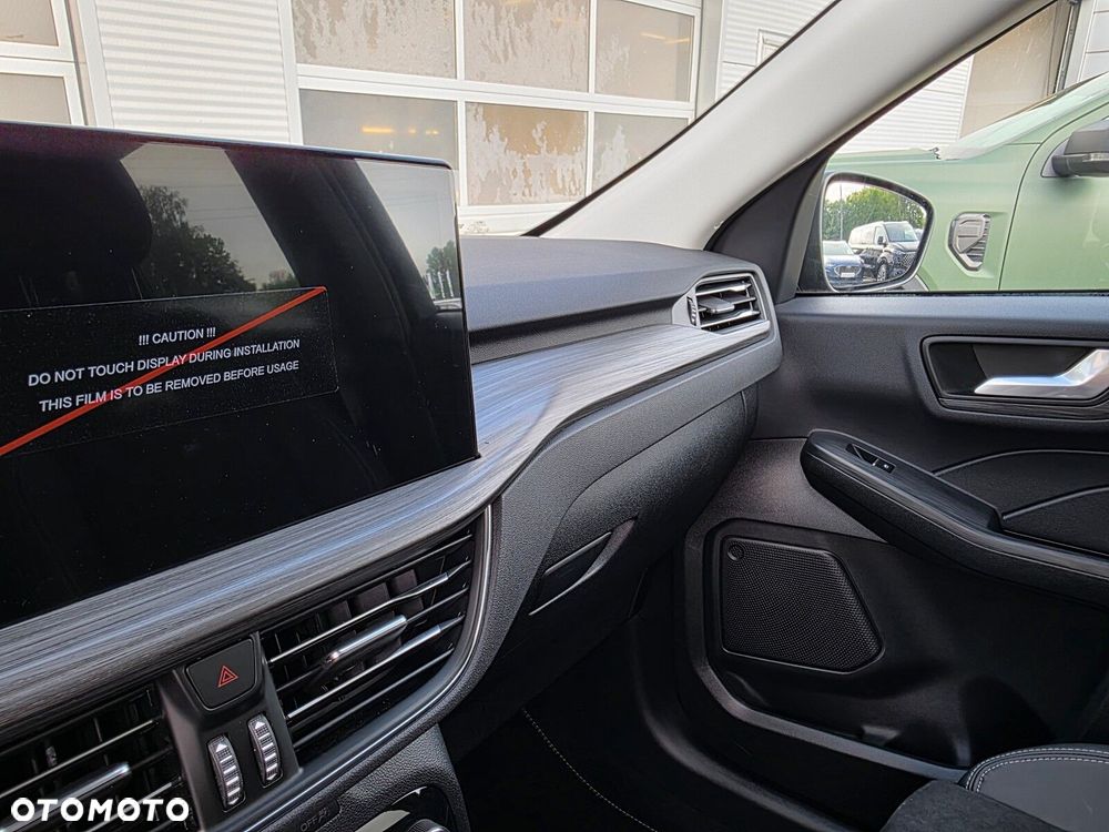 Ford Kuga - 26