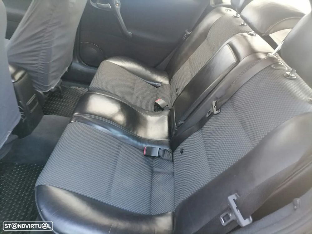 Opel Vectra Caravan 2.0 DTi Sport - 10