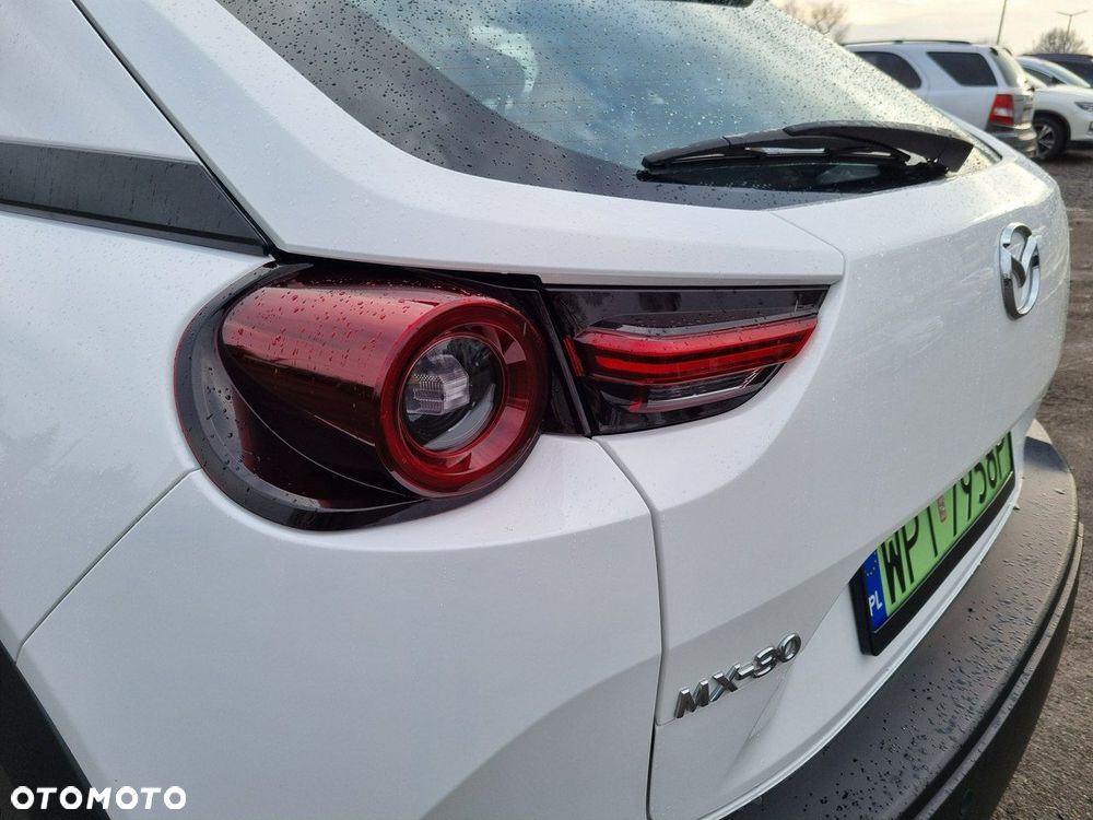 Mazda MX-30 - 11