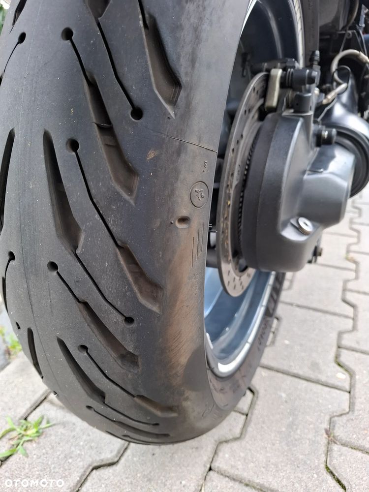 BMW R - 7