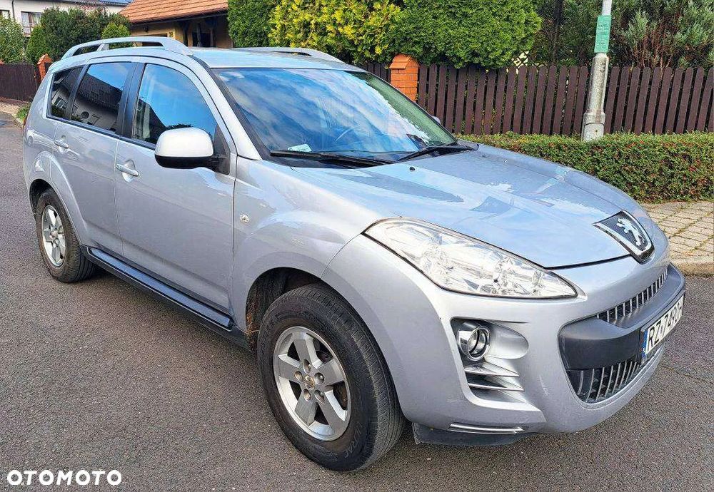 Peugeot 4007 - 3