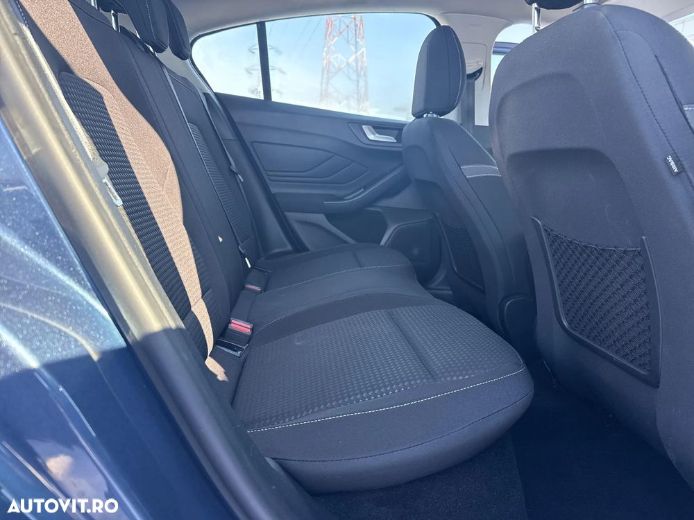 Ford Focus 1.0 EcoBoost Connected - 23