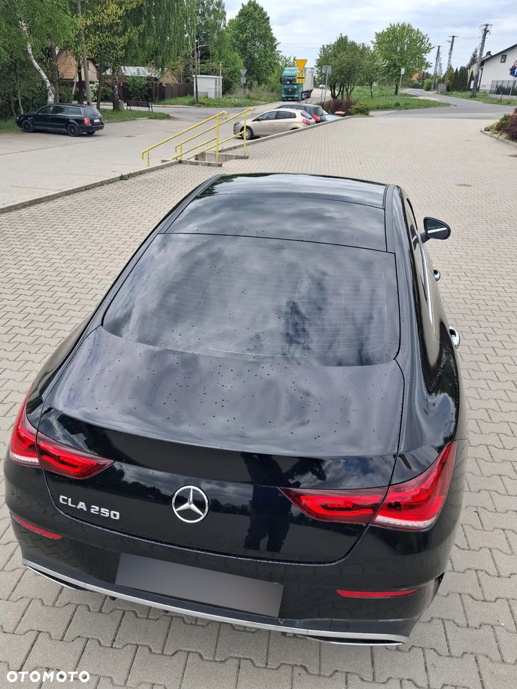 Mercedes-Benz CLA 250 Edition 1 7G-DCT - 14