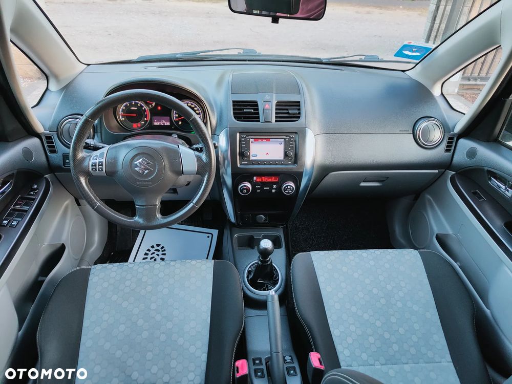 Suzuki SX4 1.6 VVT 4x4 Style - 7