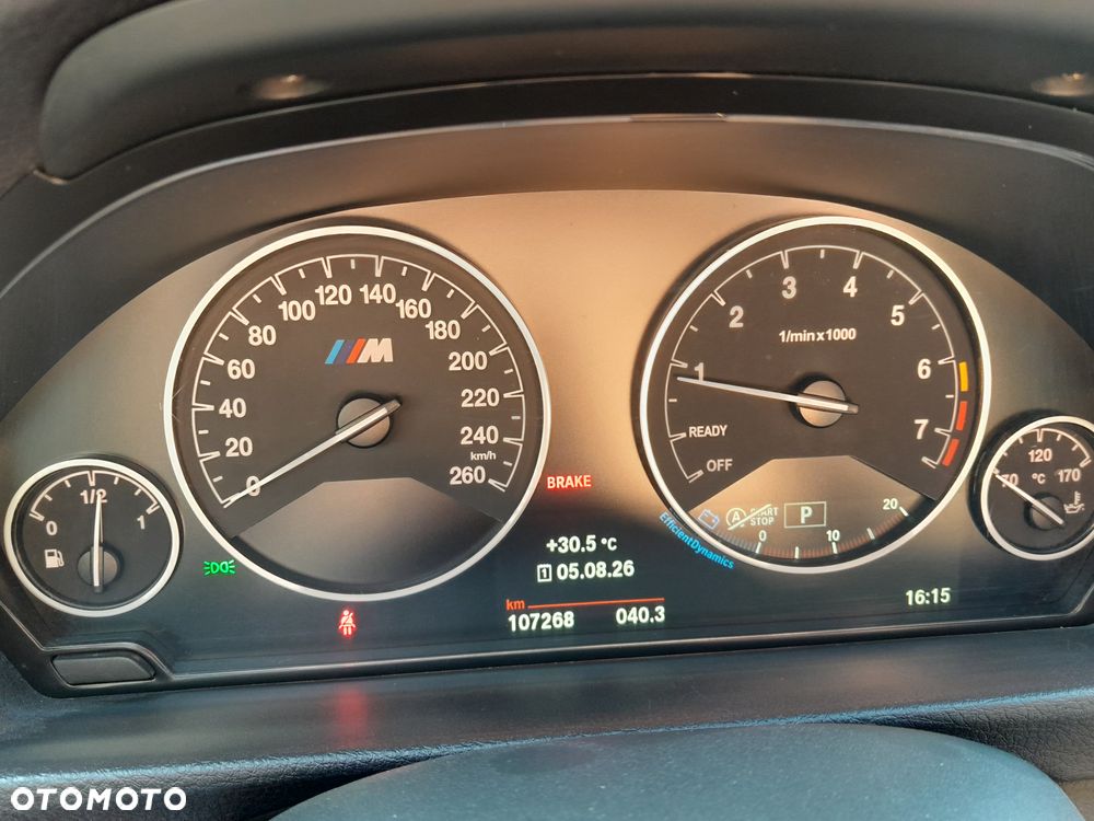 BMW Seria 3 330i - 18