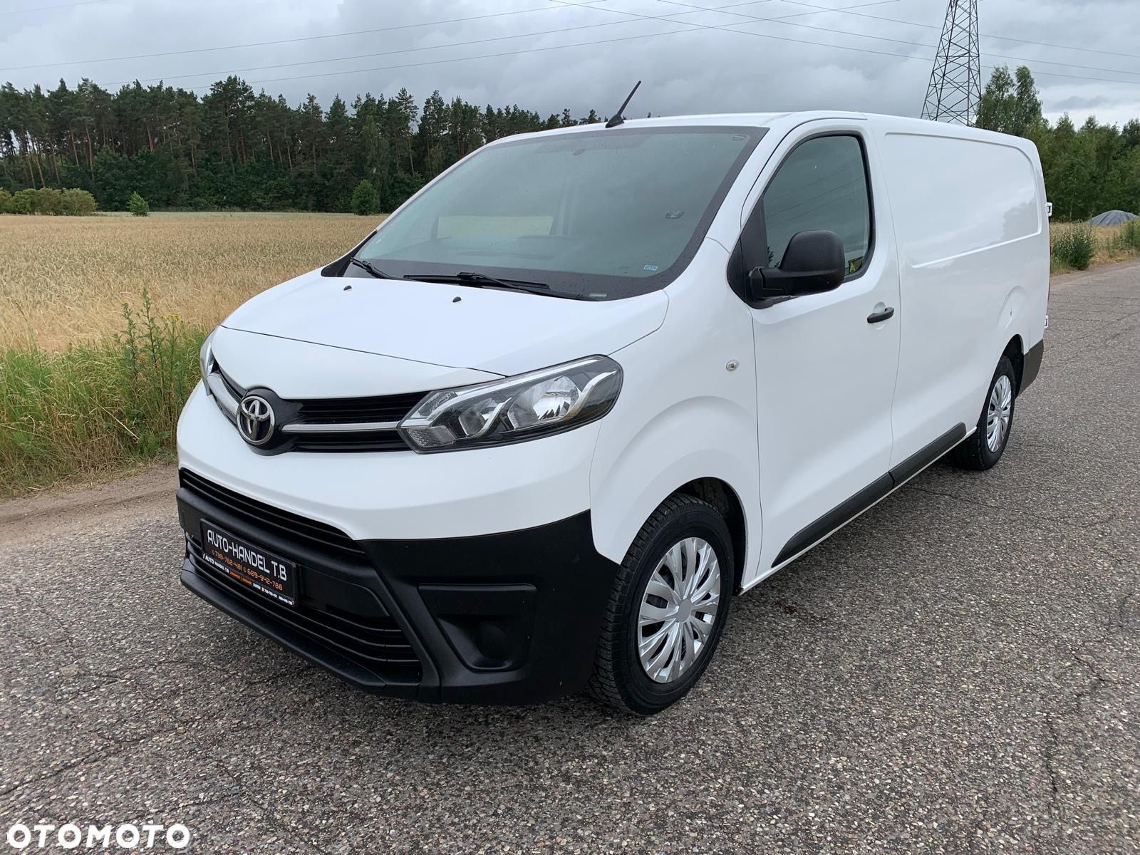 Toyota Proace - 1