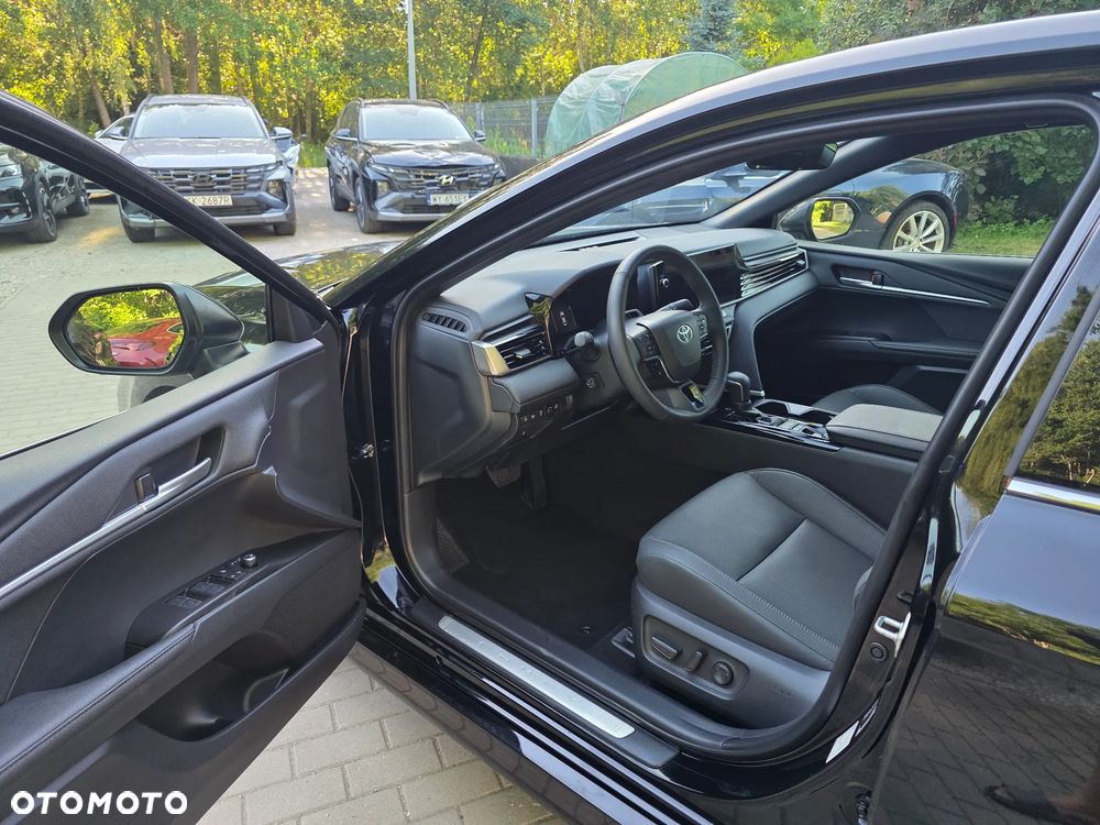 Toyota Camry 2.5 Hybrid Dynamic Force Prestige e-CVT - 9