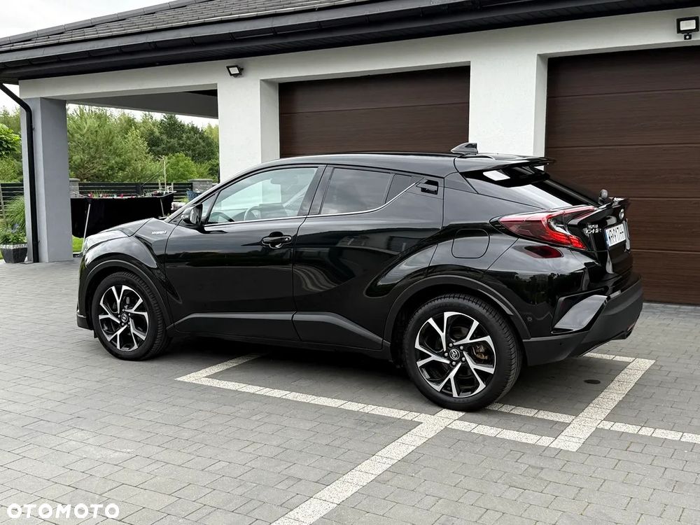 Toyota C-HR - 4