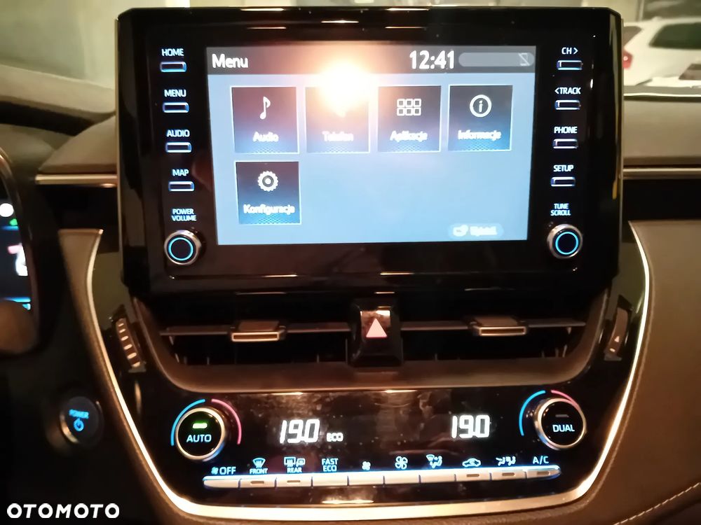 Toyota Corolla 1.8 Hybrid Comfort - 11