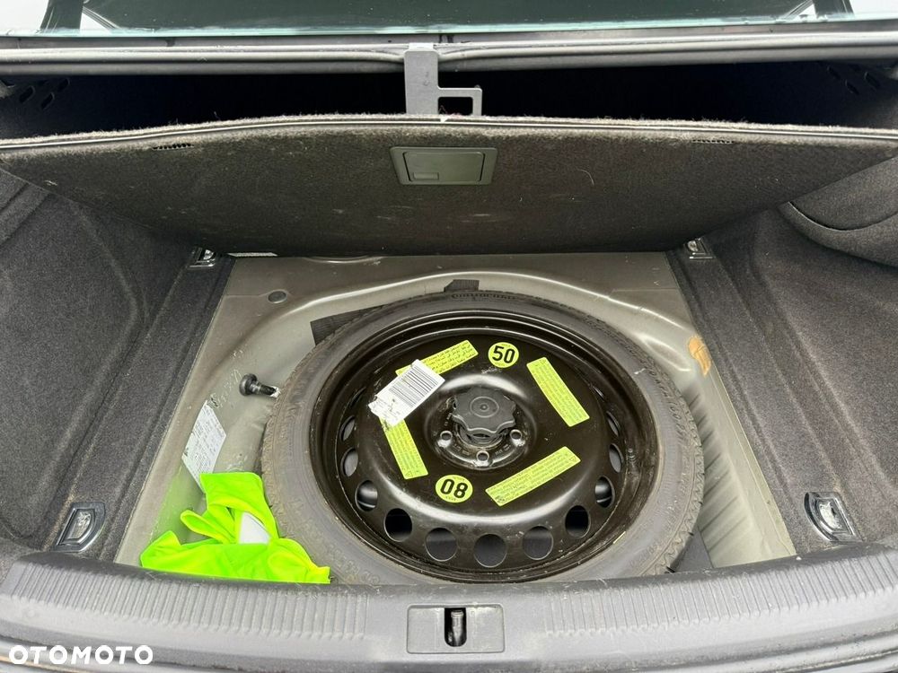 Audi A4 Limousine 2.0 TDI DPF S line Sportpaket - 32