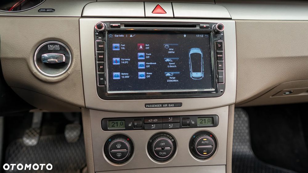 Volkswagen Passat Variant 1.8 TSI Comfortline - 22