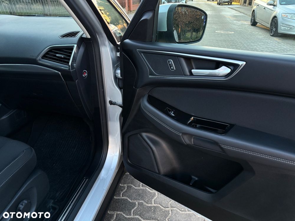 Ford S-Max 2.0 EcoBlue Titanium - 13