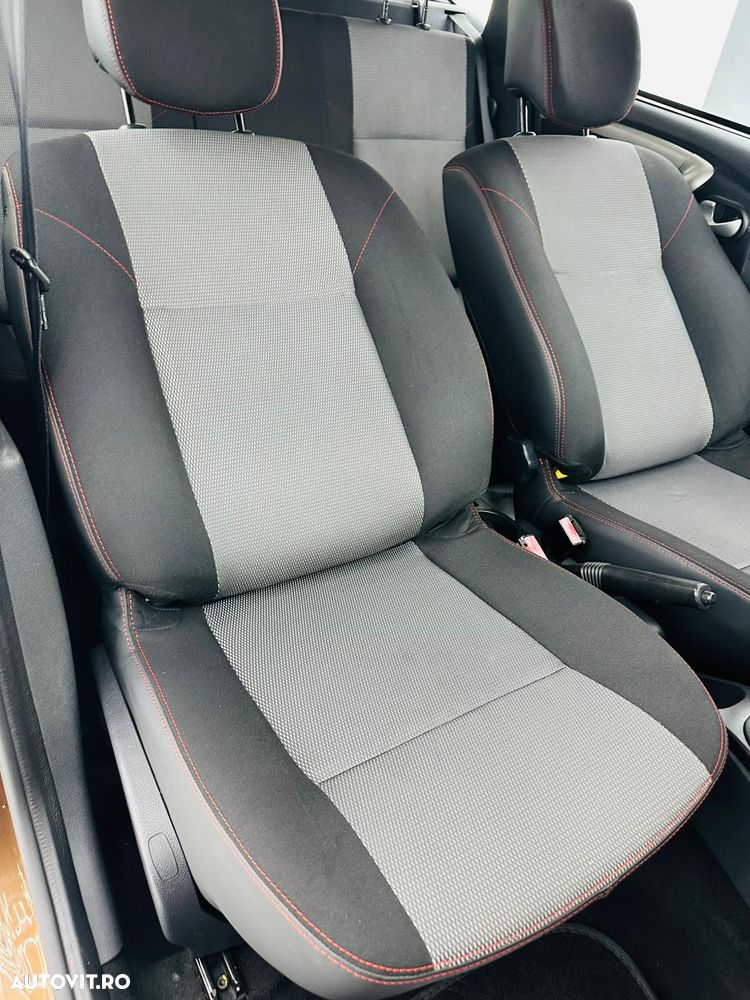 Dacia Duster dCi 90 FAP 4x2 Ambiance - 20