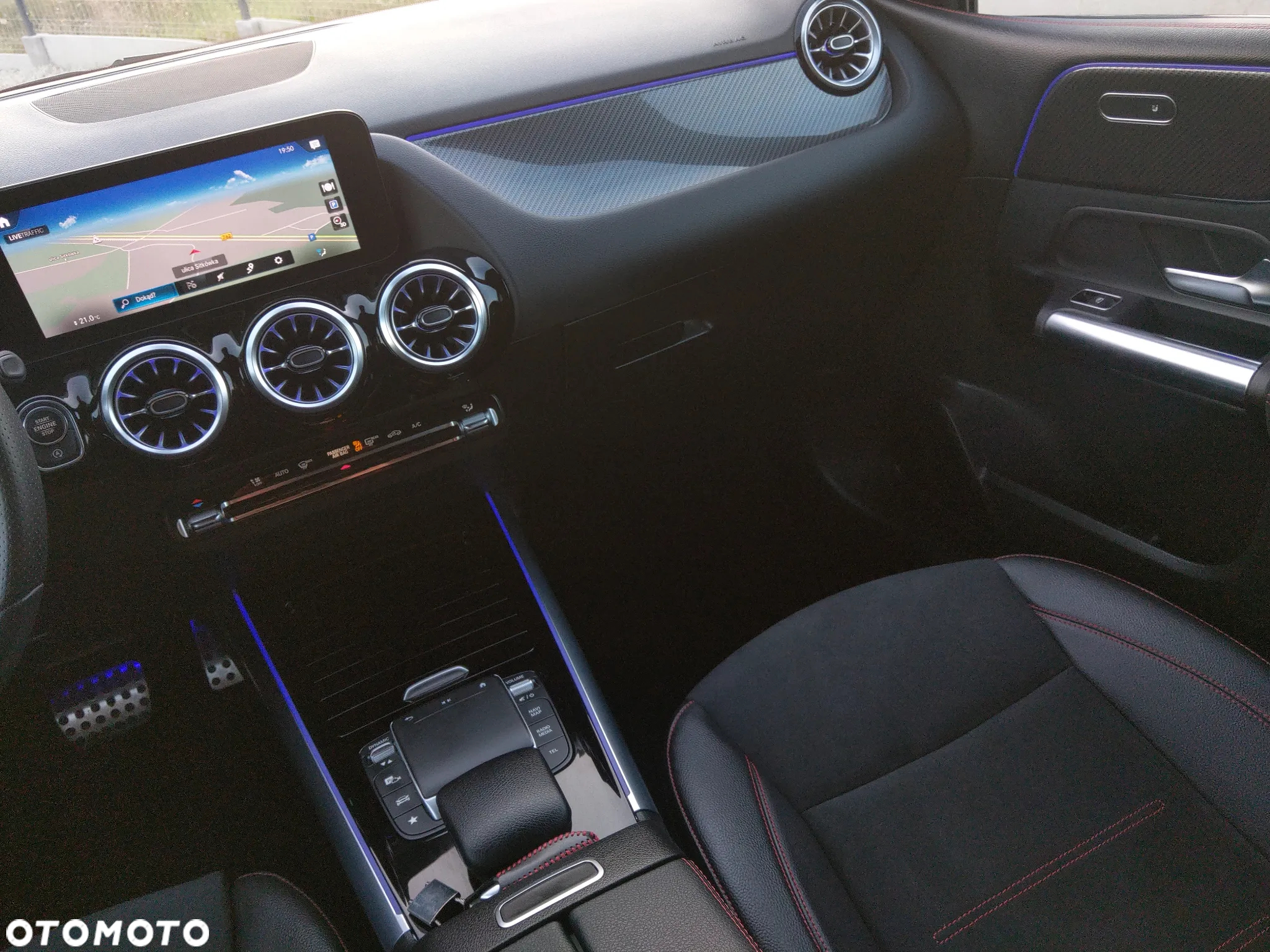 Mercedes-Benz Klasa B 200 d AMG Line 8G-DCT - 12
