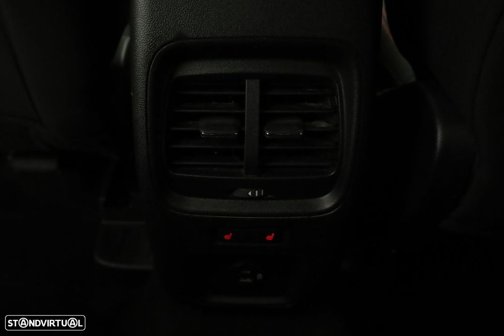 Ford Kuga 1.5 EcoBoost ST-Line X - 23