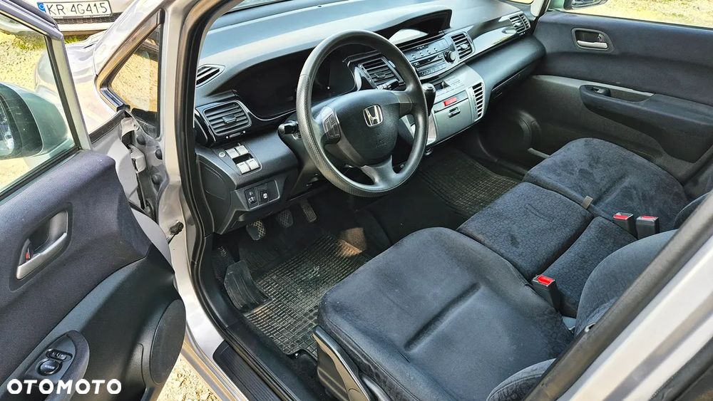 Honda FR-V 1.7 Comfort - 29