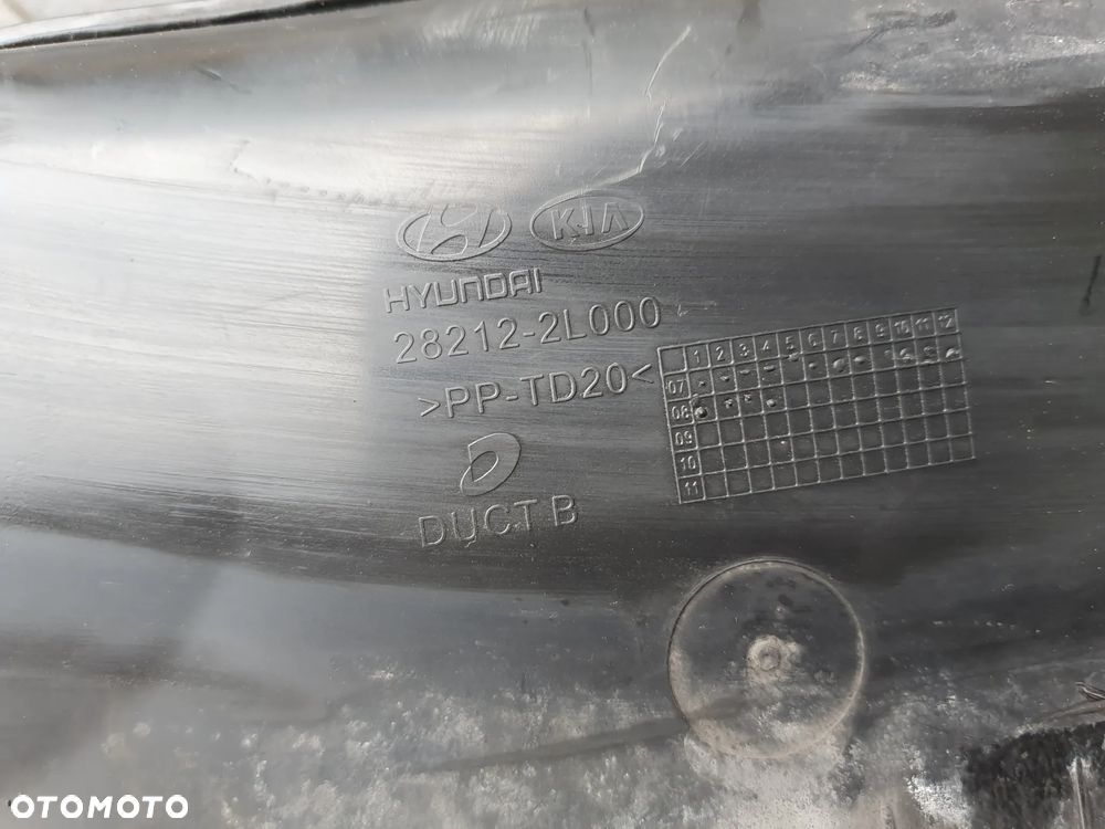 HYUNDAI I30 RURA DOLOT POWIETRZA 28212-2L000 - 3