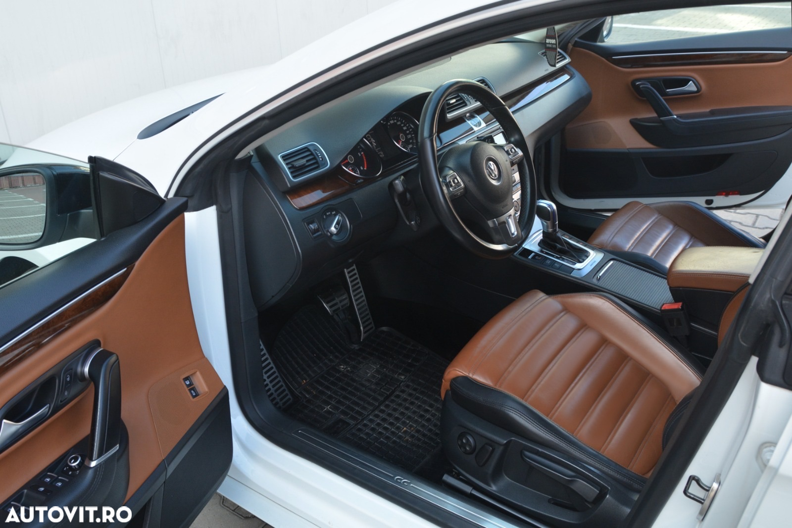 Volkswagen Passat CC 2.0 TDI 4Motion BlueMotion Technology DSG - 14