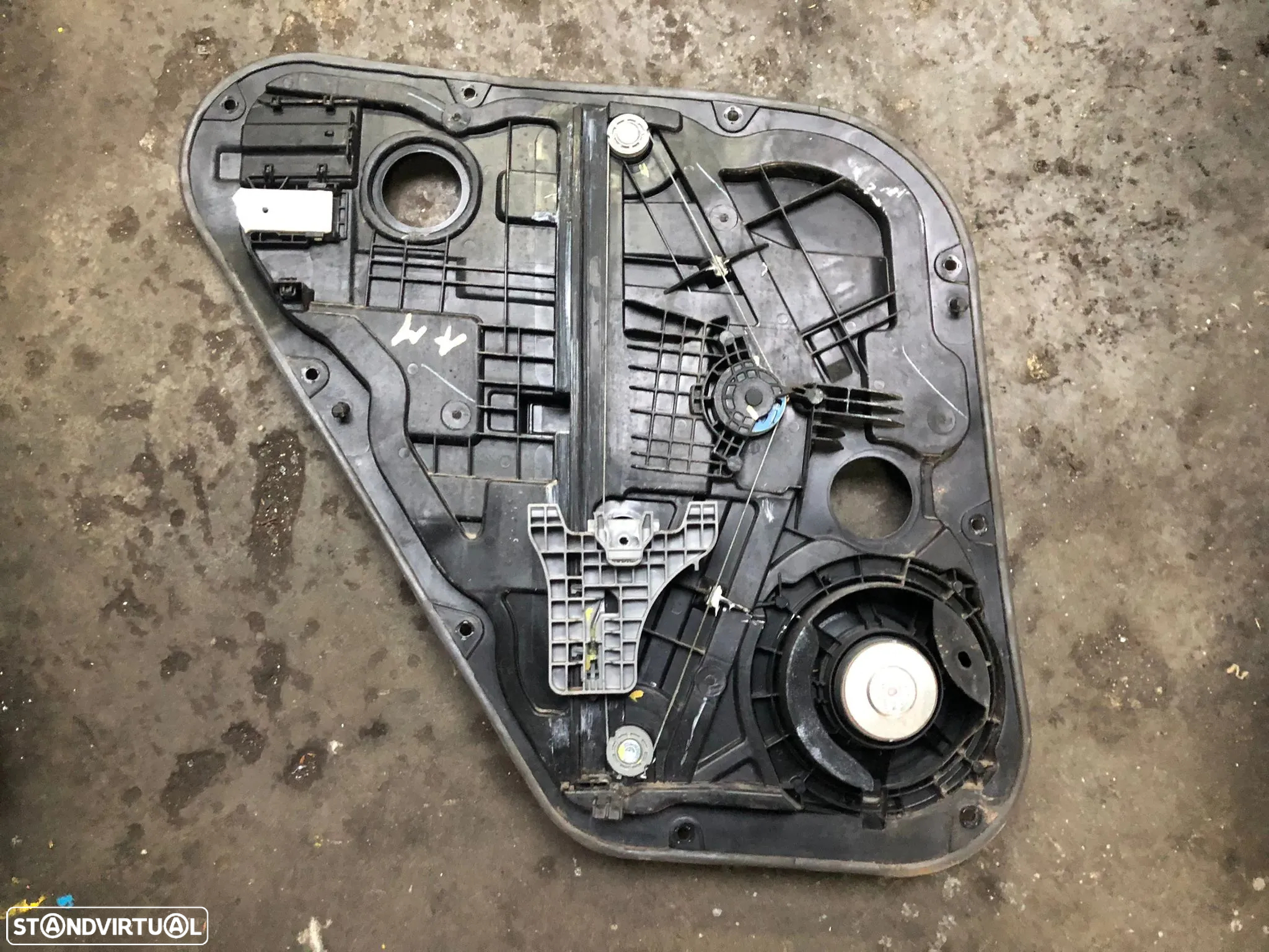 KIA SPORTAGE ELEVADOR TRAS DIREITO - E097 - 6
