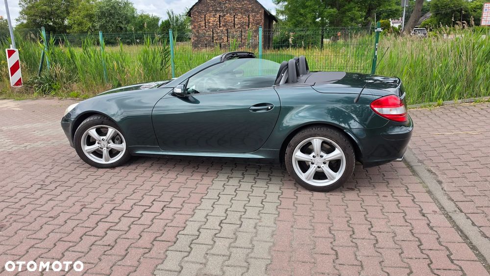 Mercedes-Benz SLK 350 7G-TRONIC - 23