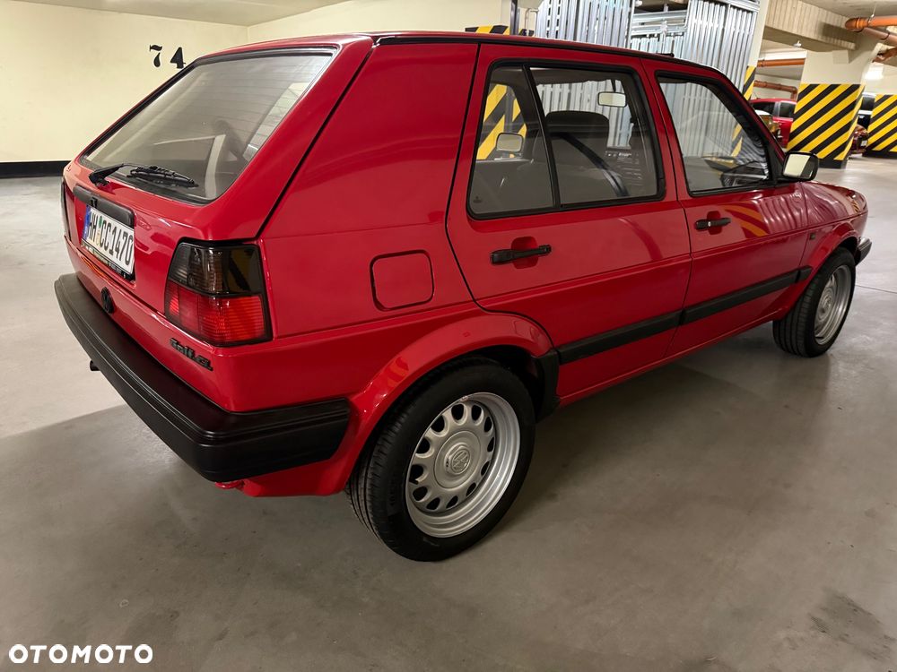 Volkswagen Golf - 19