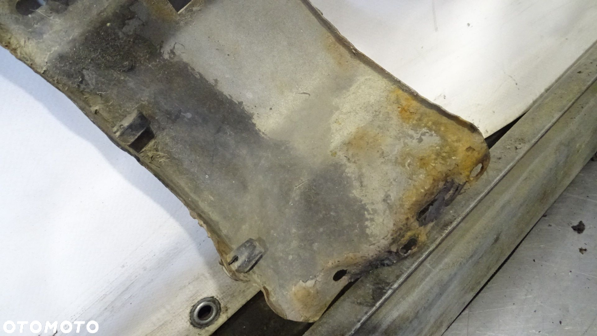 BŁOTNIK PRAWY PRZEDNI AUDI A4 B5 - 10