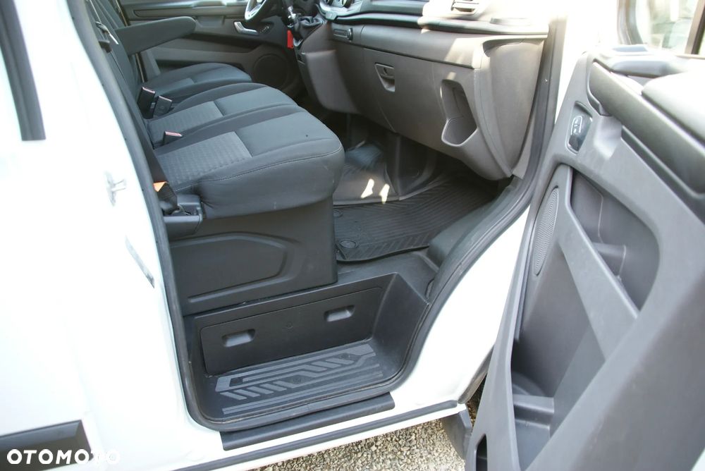 Ford Transit Custom - 20