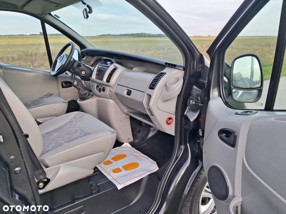 Opel Vivaro - 23