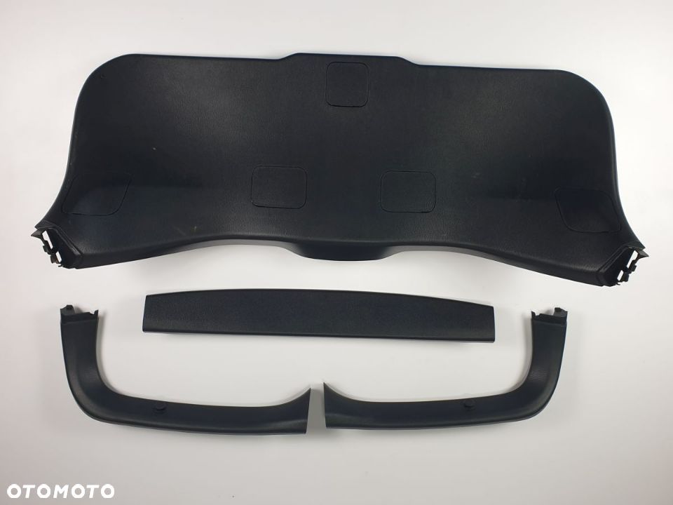 Osłona Klapy Bagażnika TOYOTA C HR 2.0H od 2019 roku - 1