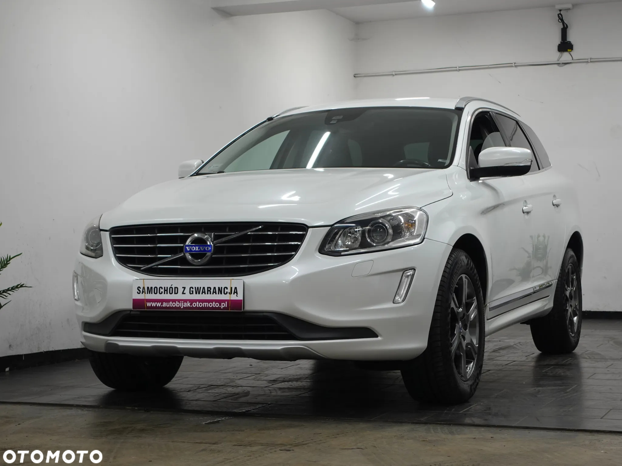 Volvo XC 60 D4 AWD Summum - 3