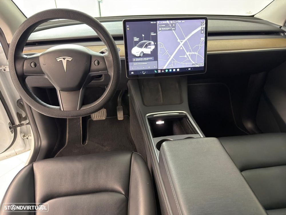 Tesla Model Y Long Range Dual Motor AWD - 16