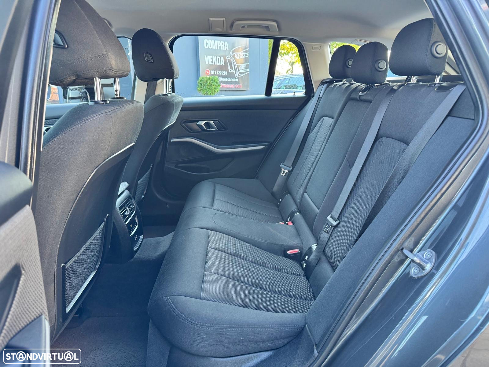 BMW 320 d Touring Auto - 12