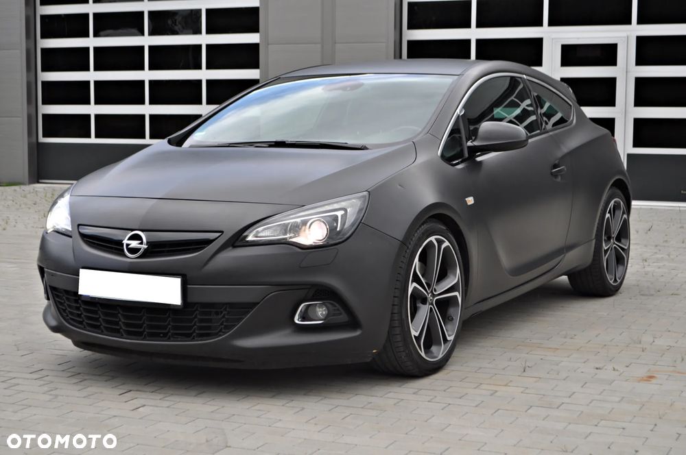 Opel Astra ver-iv-gtc-2-0-cdti-bi--turbo-s-s - 2