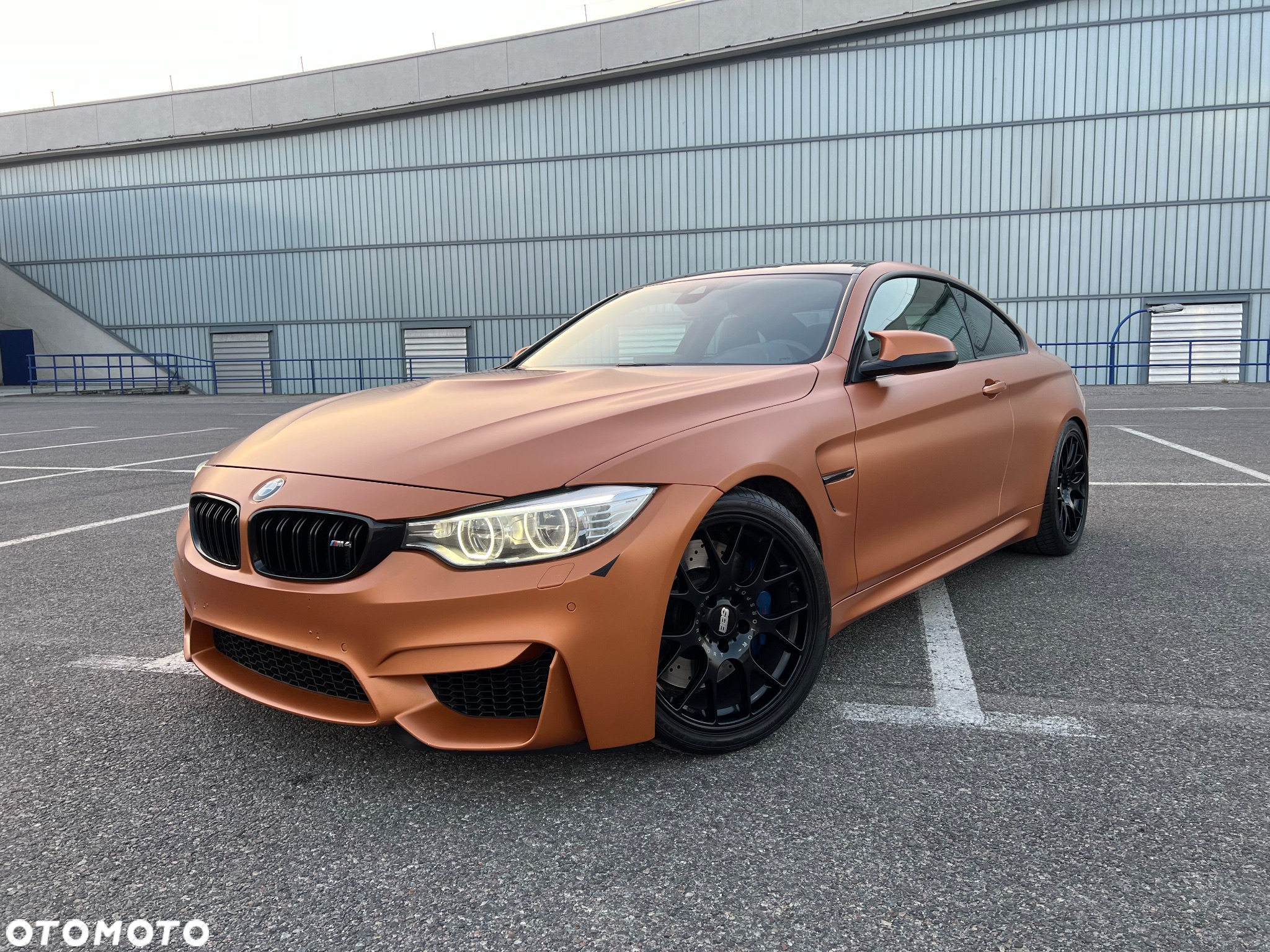 BMW M4 Coupe DKG - 2