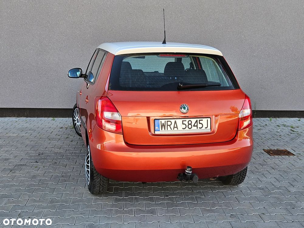 Skoda Fabia 1.2 HTP Cool Colour Edition - 18
