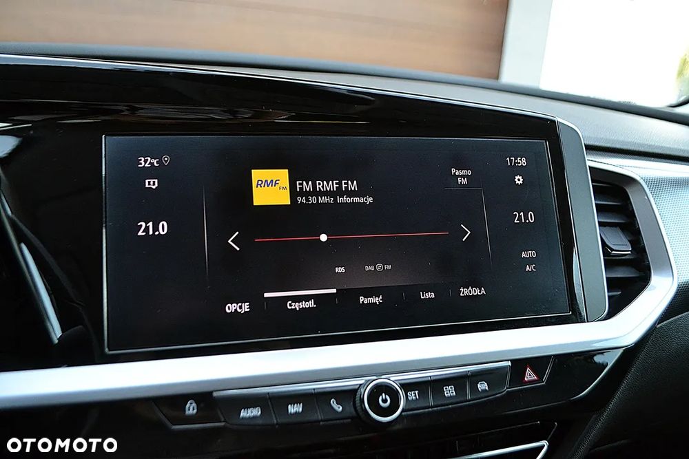 Opel Grandland 1.5 D Automatik Business Edition - 26