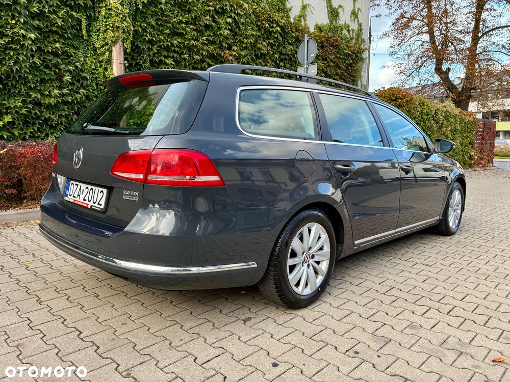 Volkswagen Passat 2.0 TDI Comfortline - 14