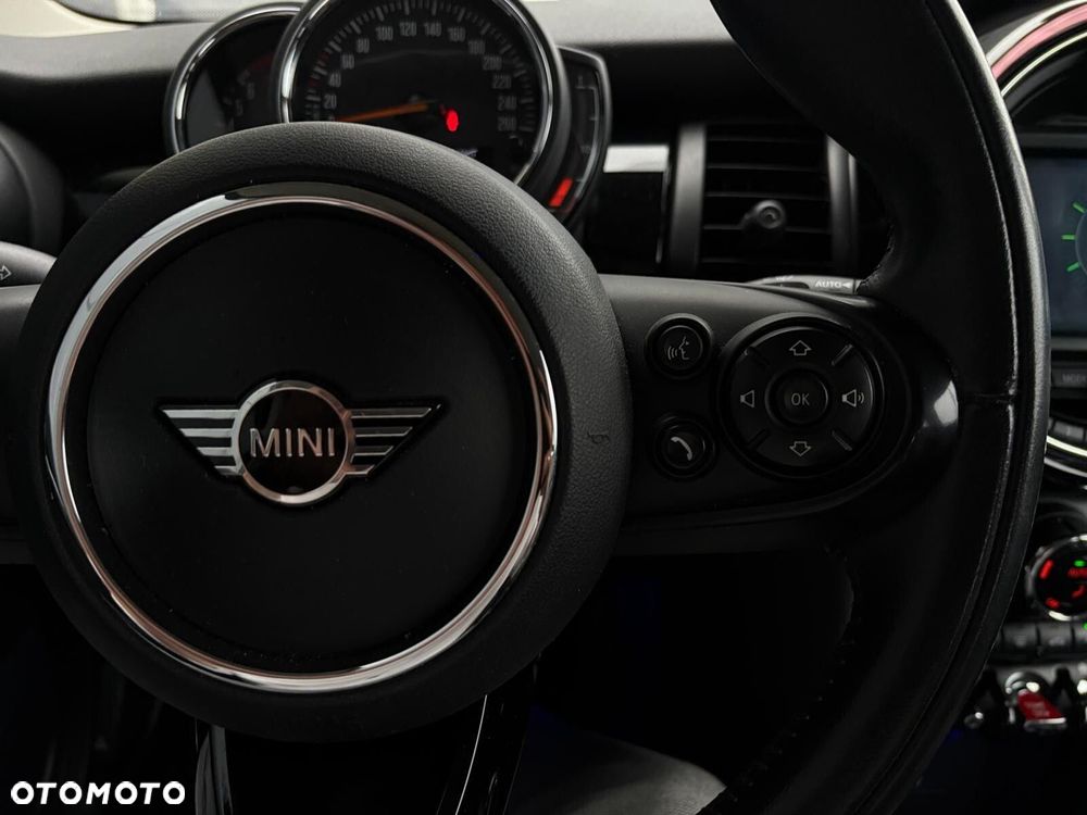 MINI Cooper Classic Trim - 12