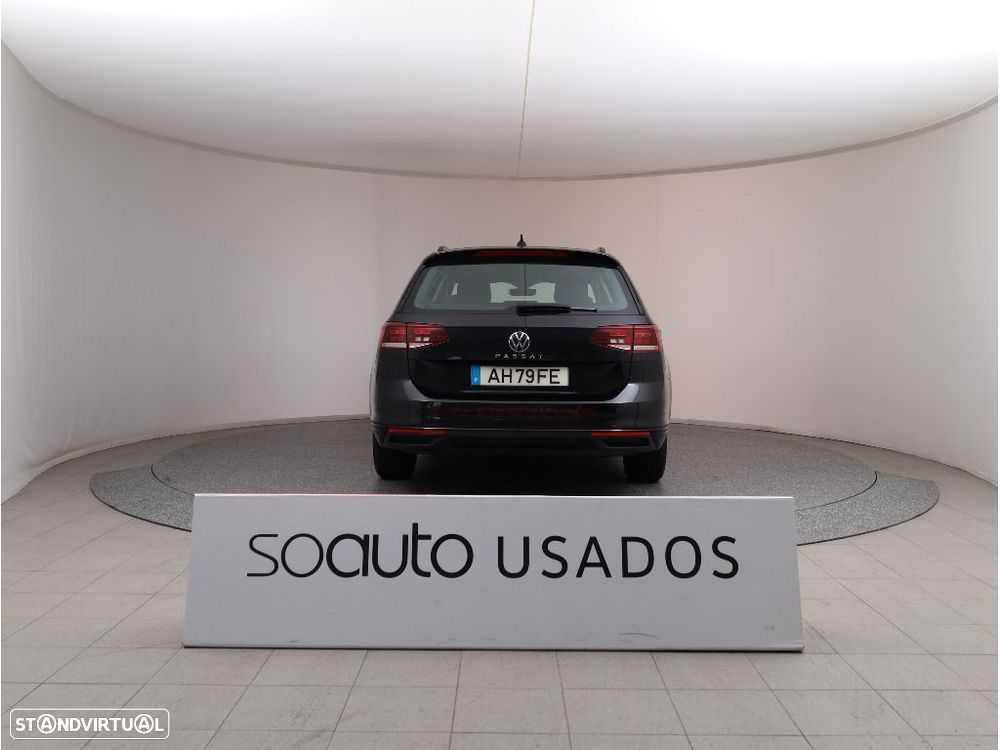 VW Passat Variant 2.0 TDi Business DSG - 6