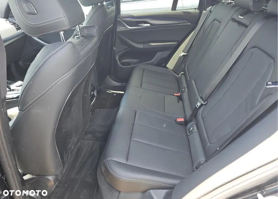 BMW X3 xDrive30i M Sport Edition - 8