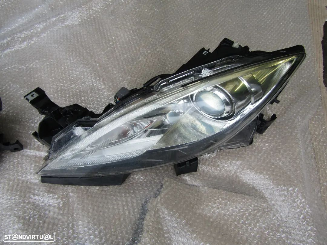 Farol (otica ) Mazda 6 ano 2010 , xenon (ver descrição) - 1