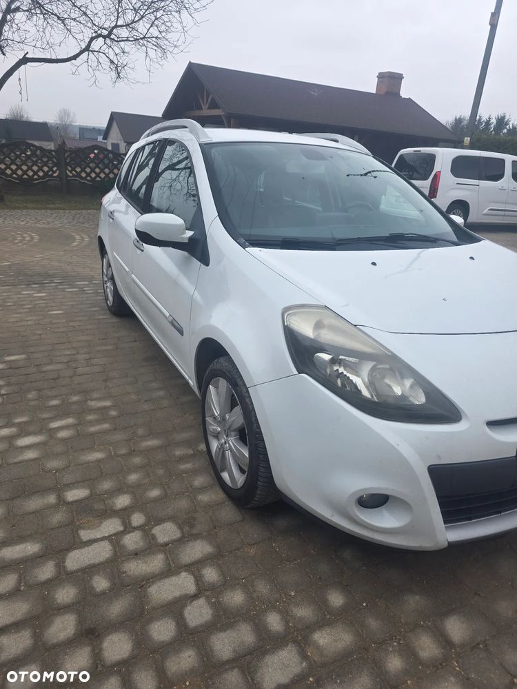 Renault Clio - 6