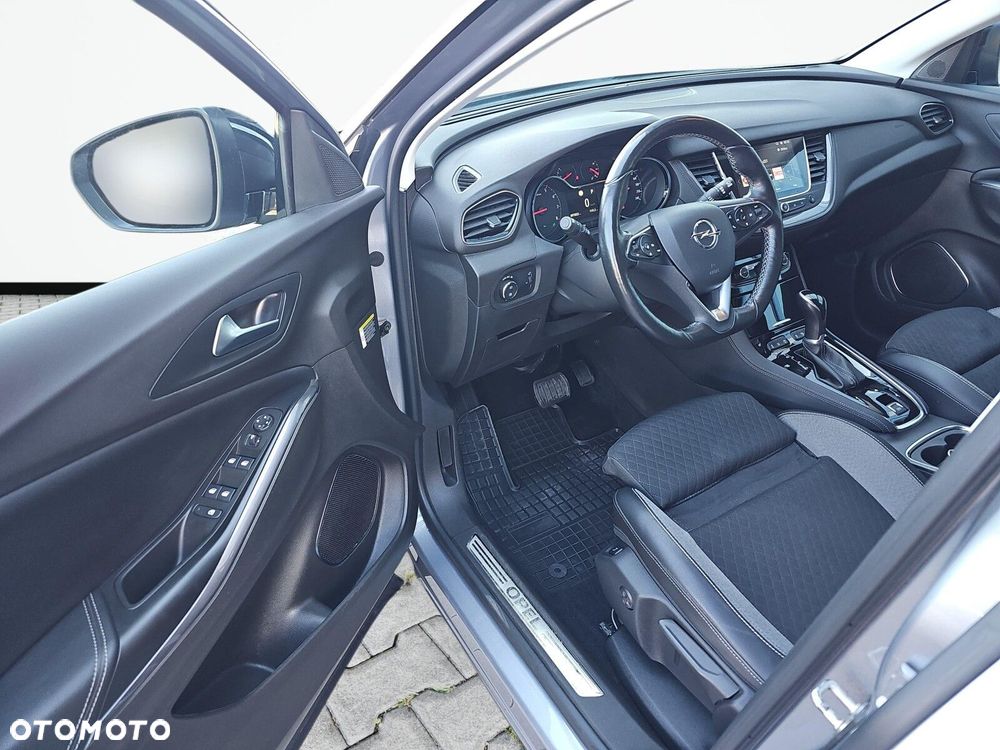 Opel Grandland X - 12