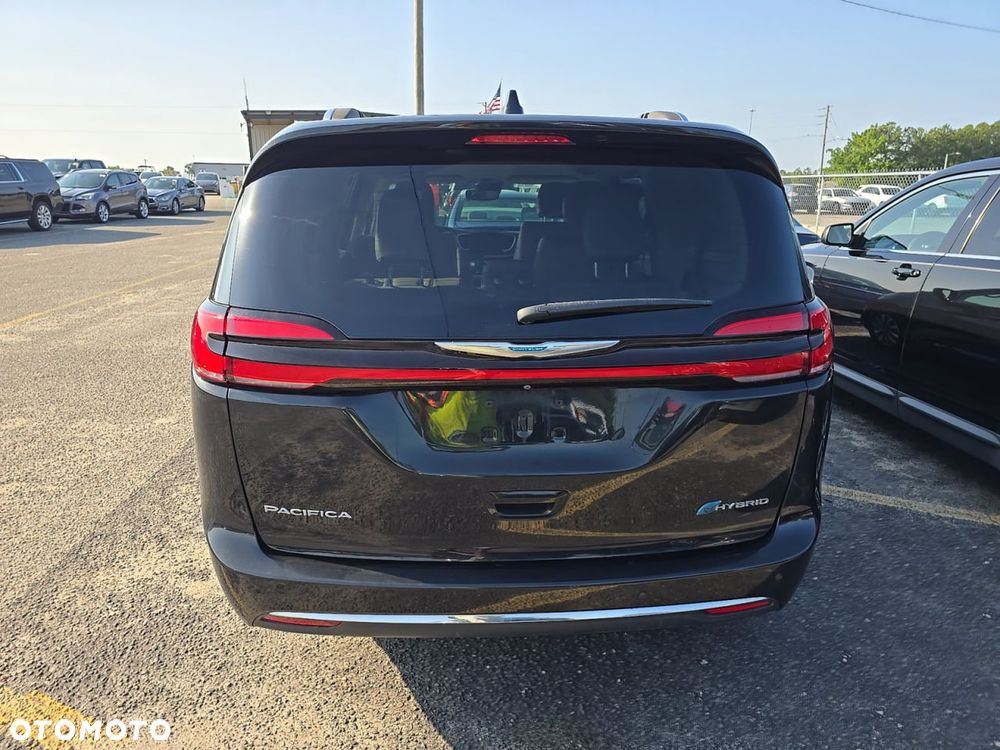 Chrysler Pacifica - 7