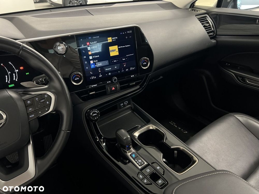 Lexus NX 350h Business AWD - 23